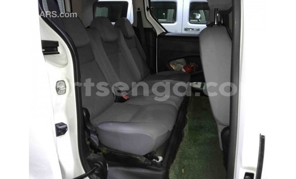 Buy Import Peugeot Partner White Car in Import - Dubai in Hhohho Buy Import Peugeot Partner White Car in Import - Dubai in Hhohho