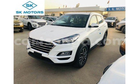 Buy Import Hyundai Tucson White Car in Import - Dubai in Hhohho