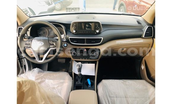 Nunua Imported Hyundai Tucson White Gari ndani ya Import - Dubai nchini Hhohho Nunua Imported Hyundai Tucson White Gari ndani ya Import - Dubai nchini Hhohho