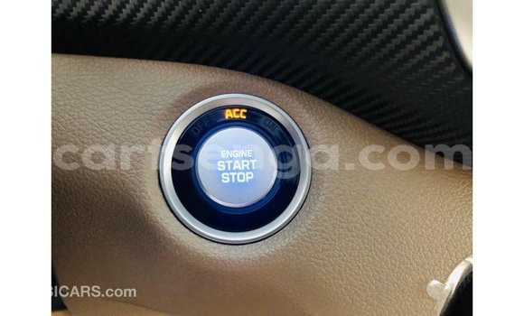 Nunua Imported Hyundai Tucson White Gari ndani ya Import - Dubai nchini Hhohho Nunua Imported Hyundai Tucson White Gari ndani ya Import - Dubai nchini Hhohho