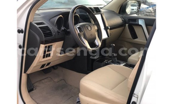 Nunua Imported Toyota Prado White Gari ndani ya Import - Dubai nchini Hhohho Nunua Imported Toyota Prado White Gari ndani ya Import - Dubai nchini Hhohho