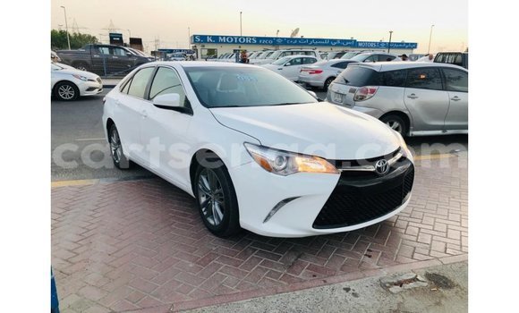 Nunua Imported Toyota Camry White Gari ndani ya Import - Dubai nchini Hhohho Nunua Imported Toyota Camry White Gari ndani ya Import - Dubai nchini Hhohho