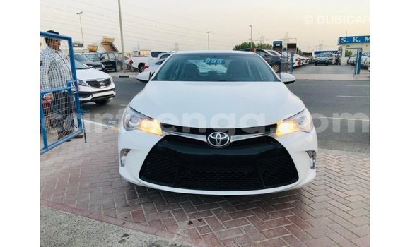 Nunua Imported Toyota Camry White Gari ndani ya Import - Dubai nchini Hhohho Nunua Imported Toyota Camry White Gari ndani ya Import - Dubai nchini Hhohho