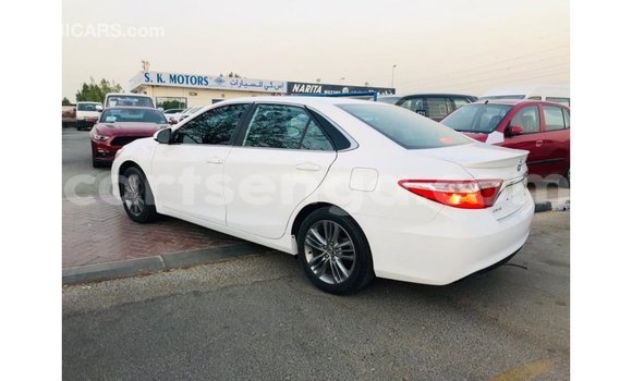 Nunua Imported Toyota Camry White Gari ndani ya Import - Dubai nchini Hhohho Nunua Imported Toyota Camry White Gari ndani ya Import - Dubai nchini Hhohho