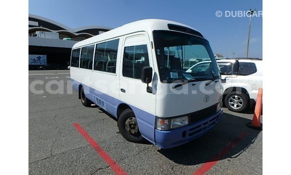 Acheter Import Voiture Toyota Coaster Blanc à Import - Dubai, Hhohho Acheter Import Voiture Toyota Coaster Blanc à Import - Dubai, Hhohho
