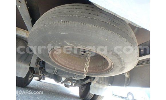 Acheter Import Voiture Toyota Coaster Blanc à Import - Dubai, Hhohho Acheter Import Voiture Toyota Coaster Blanc à Import - Dubai, Hhohho