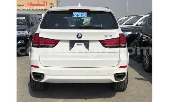 Nunua Imported BMW X5 White Gari ndani ya Import - Dubai nchini Hhohho Nunua Imported BMW X5 White Gari ndani ya Import - Dubai nchini Hhohho
