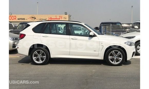 Nunua Imported BMW X5 White Gari ndani ya Import - Dubai nchini Hhohho Nunua Imported BMW X5 White Gari ndani ya Import - Dubai nchini Hhohho