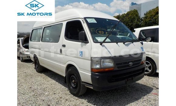 Nunua Imported Toyota Hiace White Gari ndani ya Import - Dubai nchini Hhohho Nunua Imported Toyota Hiace White Gari ndani ya Import - Dubai nchini Hhohho