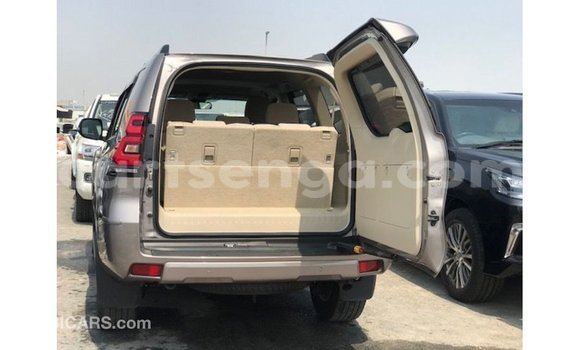 Nunua Imported Toyota Prado Brown Gari ndani ya Import - Dubai nchini Hhohho Nunua Imported Toyota Prado Brown Gari ndani ya Import - Dubai nchini Hhohho