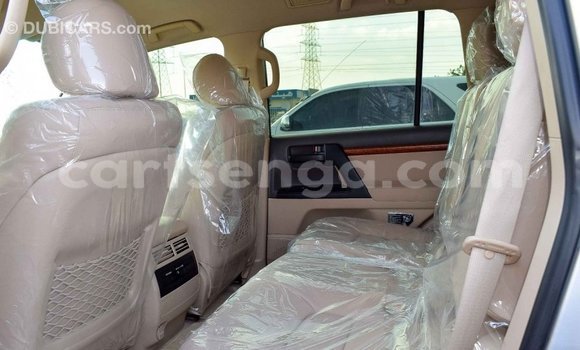 Acheter Import Voiture Toyota Land Cruiser Autre à Import - Dubai, Hhohho Acheter Import Voiture Toyota Land Cruiser Autre à Import - Dubai, Hhohho