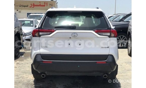 Nunua Imported Toyota 4Runner White Gari ndani ya Import - Dubai nchini Hhohho Nunua Imported Toyota 4Runner White Gari ndani ya Import - Dubai nchini Hhohho