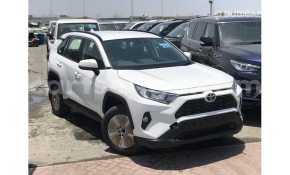 Nunua Imported Toyota 4Runner White Gari ndani ya Import - Dubai nchini Hhohho Nunua Imported Toyota 4Runner White Gari ndani ya Import - Dubai nchini Hhohho
