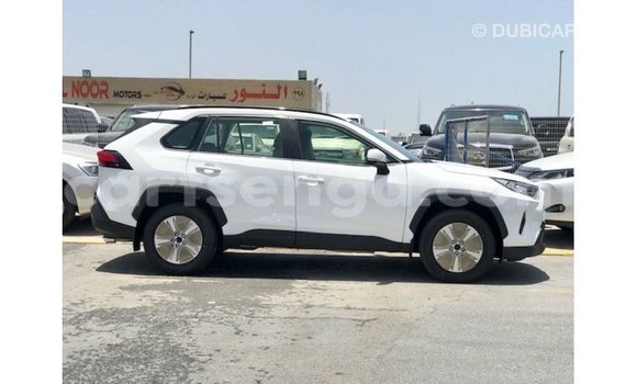 Nunua Imported Toyota 4Runner White Gari ndani ya Import - Dubai nchini Hhohho Nunua Imported Toyota 4Runner White Gari ndani ya Import - Dubai nchini Hhohho