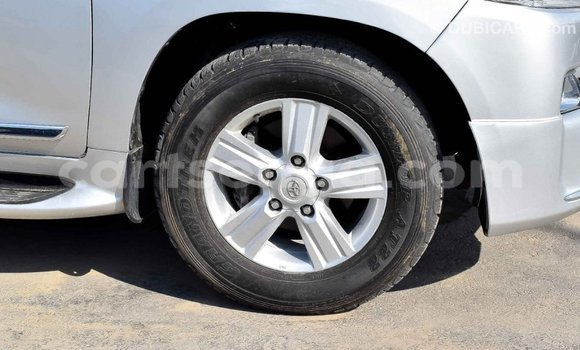 Acheter Import Voiture Toyota Land Cruiser Autre à Import - Dubai, Hhohho Acheter Import Voiture Toyota Land Cruiser Autre à Import - Dubai, Hhohho