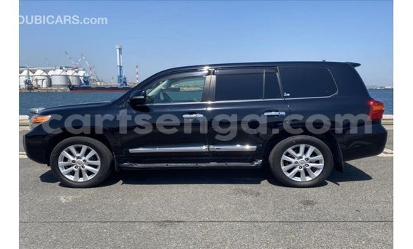 Nunua Imported Toyota Land Cruiser Black Gari ndani ya Import - Dubai nchini Hhohho Nunua Imported Toyota Land Cruiser Black Gari ndani ya Import - Dubai nchini Hhohho