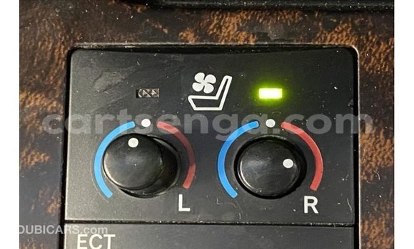 Nunua Imported Toyota Land Cruiser Black Gari ndani ya Import - Dubai nchini Hhohho Nunua Imported Toyota Land Cruiser Black Gari ndani ya Import - Dubai nchini Hhohho