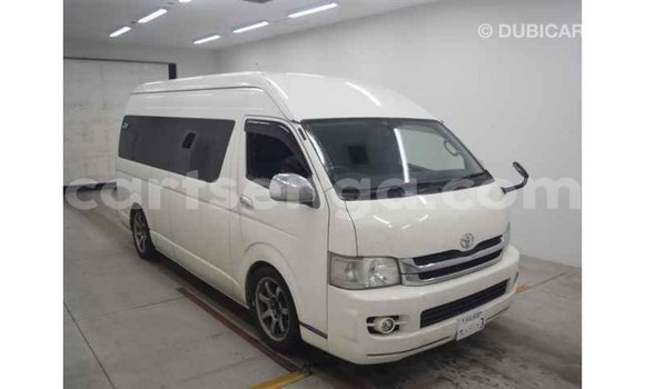 Acheter Import Voiture Toyota Hiace Blanc à Import - Dubai, Hhohho Acheter Import Voiture Toyota Hiace Blanc à Import - Dubai, Hhohho