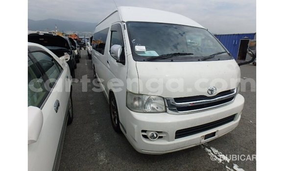 Acheter Import Voiture Toyota Hiace Blanc à Import - Dubai, Hhohho Acheter Import Voiture Toyota Hiace Blanc à Import - Dubai, Hhohho