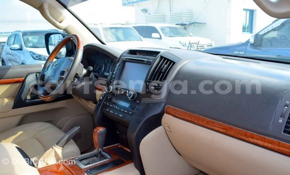 Buy Import Toyota Land Cruiser Black Car in Import - Dubai in Hhohho Buy Import Toyota Land Cruiser Black Car in Import - Dubai in Hhohho