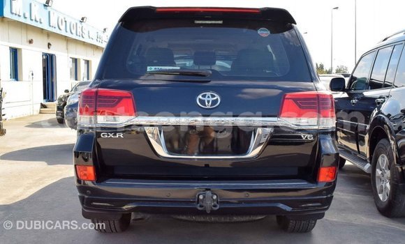 Buy Import Toyota Land Cruiser Black Car in Import - Dubai in Hhohho Buy Import Toyota Land Cruiser Black Car in Import - Dubai in Hhohho