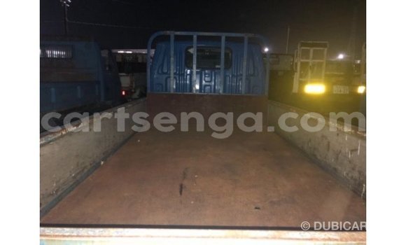 Acheter Import Voiture Toyota Dyna Bleu à Import - Dubai, Hhohho Acheter Import Voiture Toyota Dyna Bleu à Import - Dubai, Hhohho