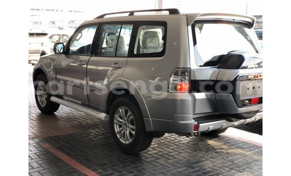 Nunua Imported Mitsubishi Pajero Other Gari ndani ya Import - Dubai nchini Hhohho Nunua Imported Mitsubishi Pajero Other Gari ndani ya Import - Dubai nchini Hhohho