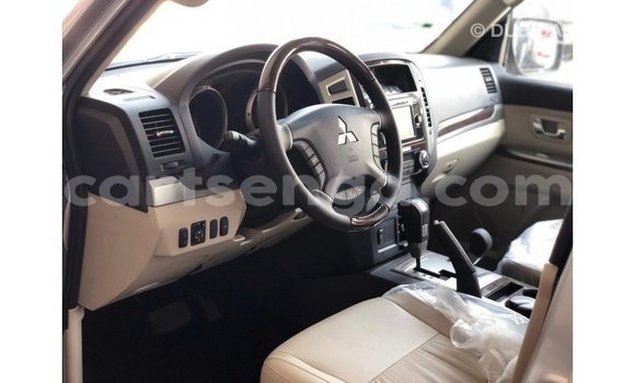 Nunua Imported Mitsubishi Pajero Other Gari ndani ya Import - Dubai nchini Hhohho Nunua Imported Mitsubishi Pajero Other Gari ndani ya Import - Dubai nchini Hhohho
