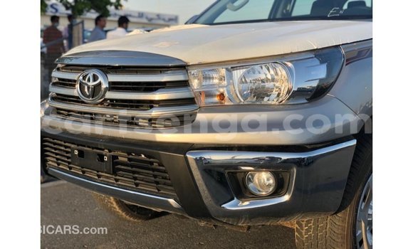 Nunua Imported Toyota Hilux Other Gari ndani ya Import - Dubai nchini Hhohho Nunua Imported Toyota Hilux Other Gari ndani ya Import - Dubai nchini Hhohho