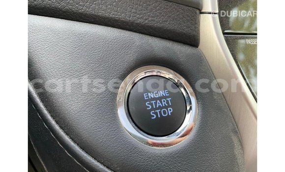 Nunua Imported Toyota Land Cruiser White Gari ndani ya Import - Dubai nchini Hhohho Nunua Imported Toyota Land Cruiser White Gari ndani ya Import - Dubai nchini Hhohho