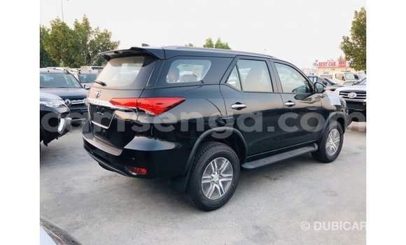 Nunua Imported Toyota Fortuner Black Gari ndani ya Import - Dubai nchini Hhohho Nunua Imported Toyota Fortuner Black Gari ndani ya Import - Dubai nchini Hhohho