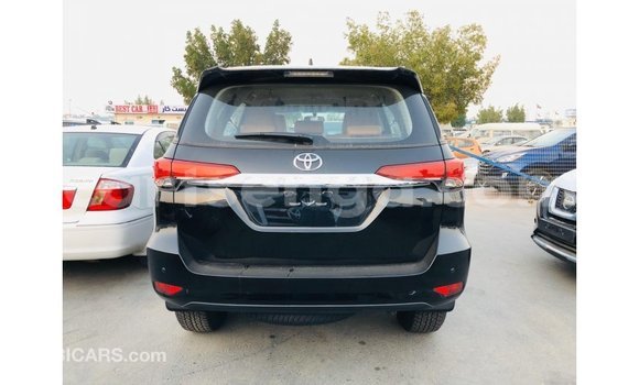 Nunua Imported Toyota Fortuner Black Gari ndani ya Import - Dubai nchini Hhohho Nunua Imported Toyota Fortuner Black Gari ndani ya Import - Dubai nchini Hhohho