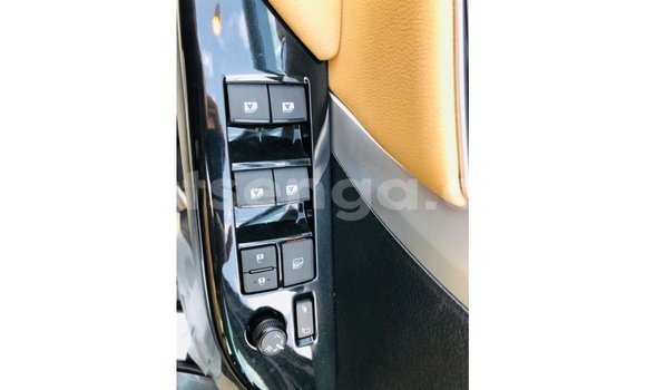 Acheter Import Voiture Toyota Fortuner Noir à Import - Dubai, Hhohho Acheter Import Voiture Toyota Fortuner Noir à Import - Dubai, Hhohho