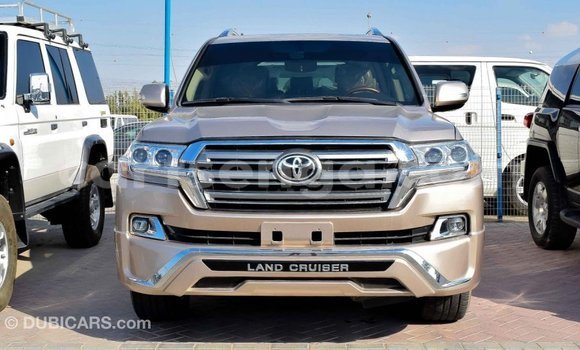 Acheter Import Voiture Toyota Land Cruiser Autre à Import - Dubai, Hhohho Acheter Import Voiture Toyota Land Cruiser Autre à Import - Dubai, Hhohho