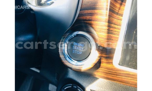 Nunua Imported Toyota Hilux White Gari ndani ya Import - Dubai nchini Hhohho Nunua Imported Toyota Hilux White Gari ndani ya Import - Dubai nchini Hhohho