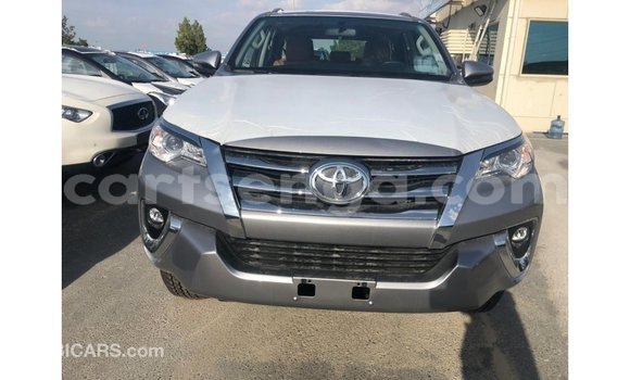 Nunua Imported Toyota Fortuner Other Gari ndani ya Import - Dubai nchini Hhohho Nunua Imported Toyota Fortuner Other Gari ndani ya Import - Dubai nchini Hhohho