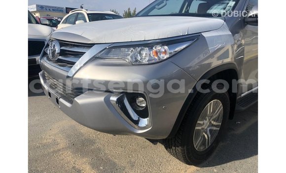 Nunua Imported Toyota Fortuner Other Gari ndani ya Import - Dubai nchini Hhohho Nunua Imported Toyota Fortuner Other Gari ndani ya Import - Dubai nchini Hhohho