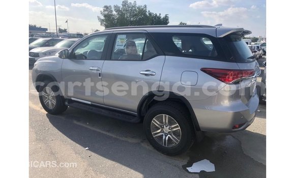 Nunua Imported Toyota Fortuner Other Gari ndani ya Import - Dubai nchini Hhohho Nunua Imported Toyota Fortuner Other Gari ndani ya Import - Dubai nchini Hhohho