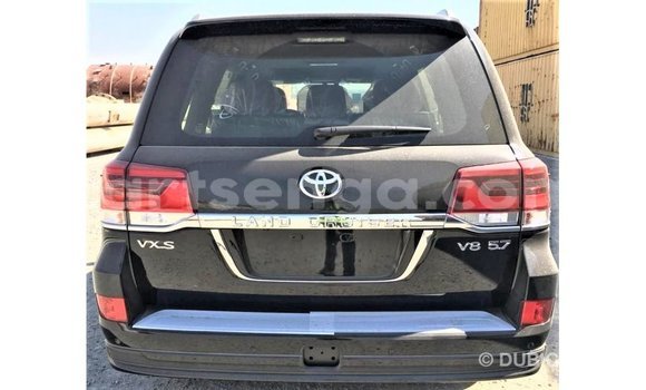 Acheter Import Voiture Toyota Land Cruiser Noir à Import - Dubai, Hhohho Acheter Import Voiture Toyota Land Cruiser Noir à Import - Dubai, Hhohho