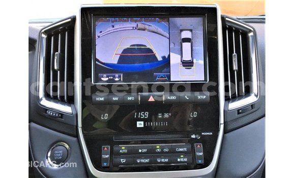 Acheter Import Voiture Toyota Land Cruiser Noir à Import - Dubai, Hhohho Acheter Import Voiture Toyota Land Cruiser Noir à Import - Dubai, Hhohho