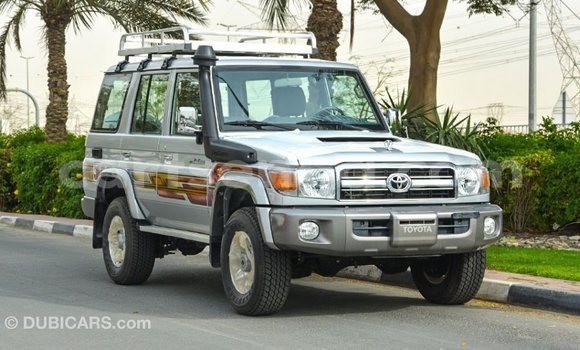 Buy Import Toyota Land Cruiser Other Car in Import - Dubai in Hhohho Buy Import Toyota Land Cruiser Other Car in Import - Dubai in Hhohho