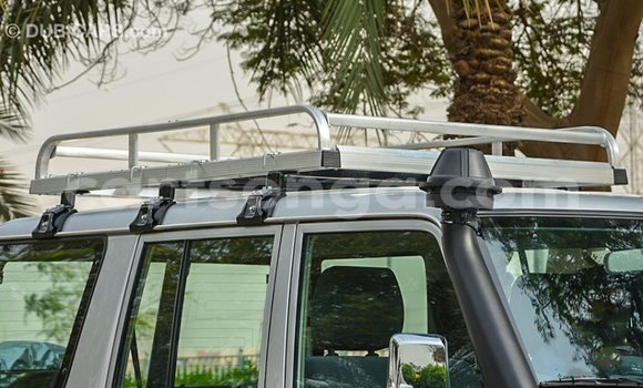 Buy Import Toyota Land Cruiser Other Car in Import - Dubai in Hhohho Buy Import Toyota Land Cruiser Other Car in Import - Dubai in Hhohho