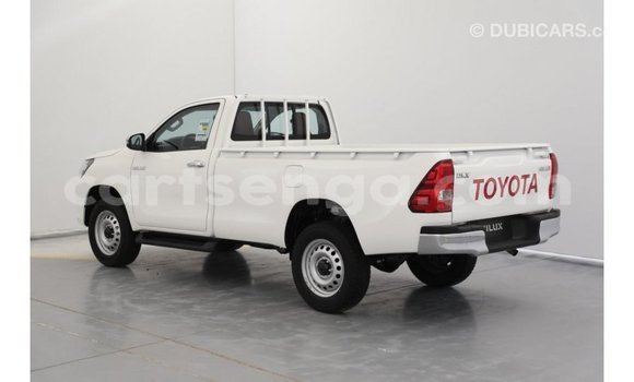 Acheter Import Voiture Toyota Hilux Blanc à Import - Dubai, Hhohho Acheter Import Voiture Toyota Hilux Blanc à Import - Dubai, Hhohho
