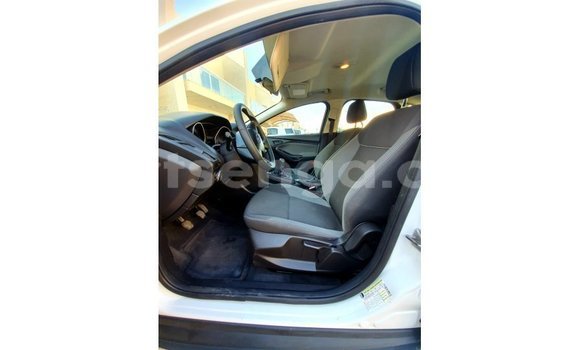 Nunua Imported Ford Focus White Gari ndani ya Import - Dubai nchini Hhohho Nunua Imported Ford Focus White Gari ndani ya Import - Dubai nchini Hhohho