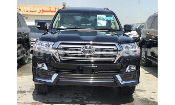 Acheter Import Voiture Toyota Land Cruiser Noir à Import - Dubai, Hhohho Acheter Import Voiture Toyota Land Cruiser Noir à Import - Dubai, Hhohho