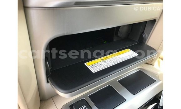 Acheter Import Voiture Toyota Land Cruiser Noir à Import - Dubai, Hhohho Acheter Import Voiture Toyota Land Cruiser Noir à Import - Dubai, Hhohho