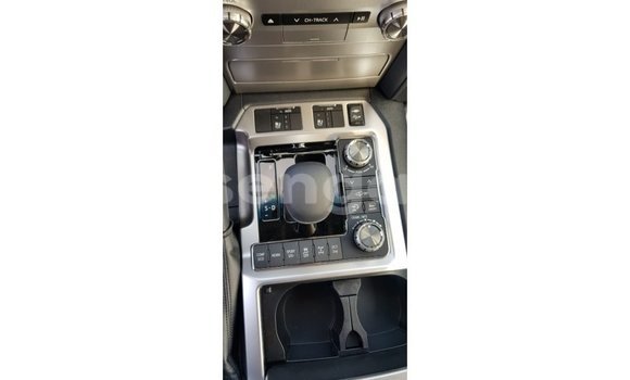 Acheter Import Voiture Toyota Land Cruiser Noir à Import - Dubai, Hhohho Acheter Import Voiture Toyota Land Cruiser Noir à Import - Dubai, Hhohho