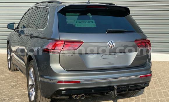 Nunua Ilio tumika Volkswagen Tiguan White Gari ndani ya Manzini nchini Manzini Nunua Ilio tumika Volkswagen Tiguan White Gari ndani ya Manzini nchini Manzini