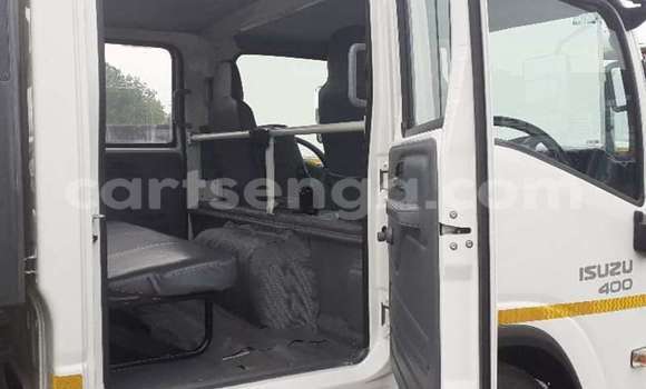 Nunua Ilio tumika Isuzu TF (Pickup) White Gari ndani ya Ezulwini nchini Hhohho Nunua Ilio tumika Isuzu TF (Pickup) White Gari ndani ya Ezulwini nchini Hhohho