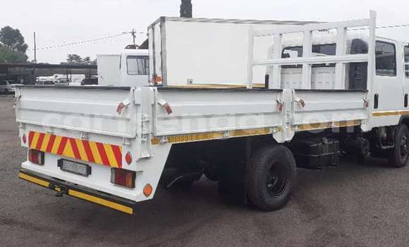 Nunua Ilio tumika Isuzu TF (Pickup) White Gari ndani ya Ezulwini nchini Hhohho Nunua Ilio tumika Isuzu TF (Pickup) White Gari ndani ya Ezulwini nchini Hhohho